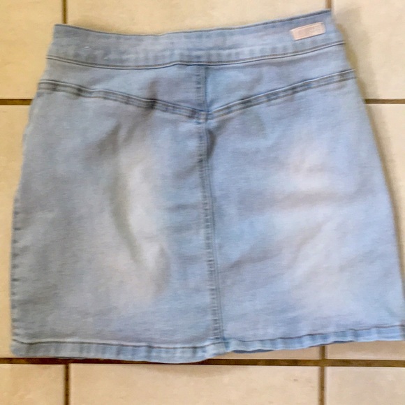 HIGH WAISTED DENIM MINI SKIRT - Picture 4 of 7